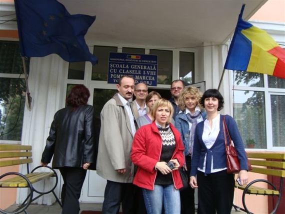 https://kwiatek.edu.pl/nieaktualna/CMS/2009_10/fotki/Comenius_Rumunia/DSC04066.jpg