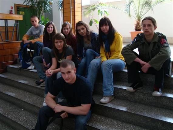 Icepogroup_03.jpg