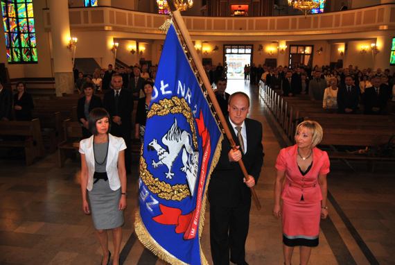 https://kwiatek.edu.pl/nieaktualna/CMS/2009_10/fotki/Jubileusz/DSC_0118.jpg