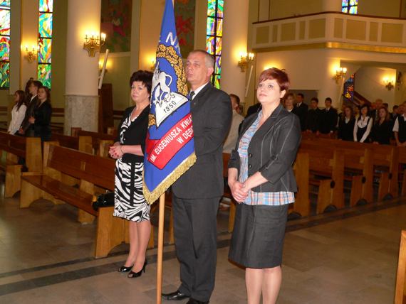 https://kwiatek.edu.pl/nieaktualna/CMS/2009_10/fotki/Jubileusz/P1200048.jpg