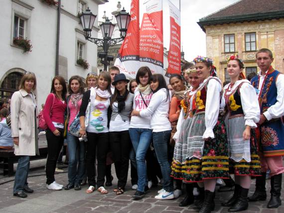 https://kwiatek.edu.pl/nieaktualna/CMS/2009_10/fotki/Mariusz_Krakow/IMG_4210.jpg