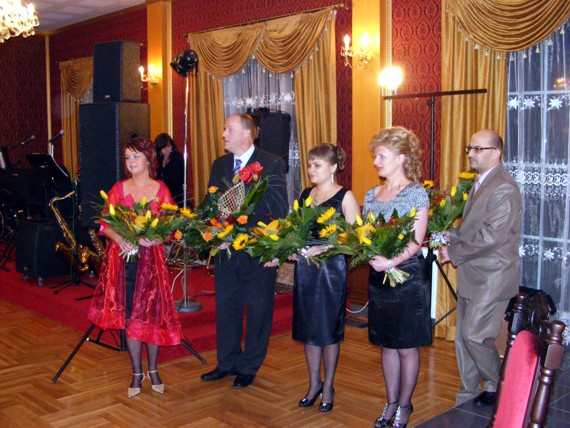 https://kwiatek.edu.pl/nieaktualna/CMS/2009_10/fotki/Studniowka/DSCF7536.jpg