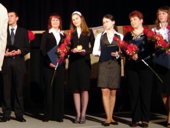 https://kwiatek.edu.pl/nieaktualna/CMS/_kronika/2008_09/fotki/8_wspanialych/DSC05253_big.jpg