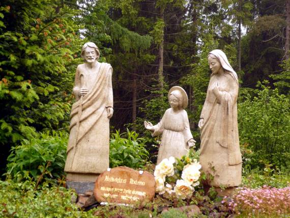 https://kwiatek.edu.pl/nieaktualna/CMS/_kronika/2008_09/fotki/Bieszczady/Bieszczady%2028-29.05.jpg