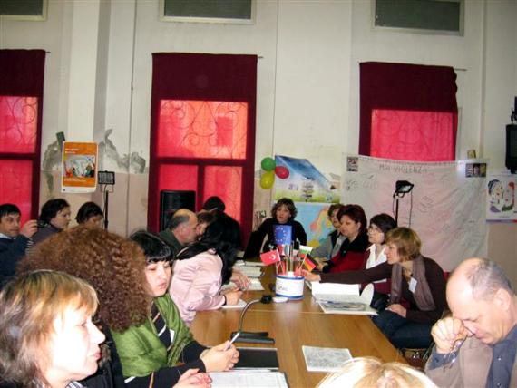 https://kwiatek.edu.pl/nieaktualna/CMS/_kronika/2008_09/fotki/Comenius_wizyta/IMG_5338_big.jpg