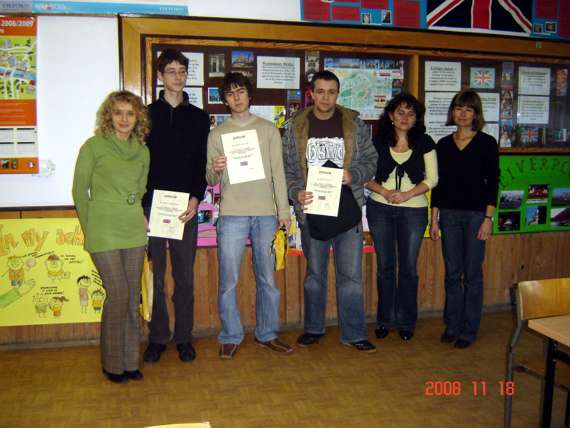 https://kwiatek.edu.pl/nieaktualna/CMS/_kronika/2008_09/fotki/Konkurs_Dziurzynska/DSC00987_big.jpg