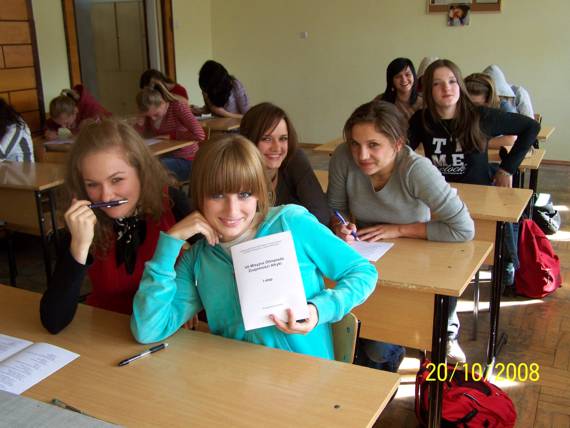 https://kwiatek.edu.pl/nieaktualna/CMS/_kronika/2008_09/fotki/Misyjna/Misyjna_big.jpg