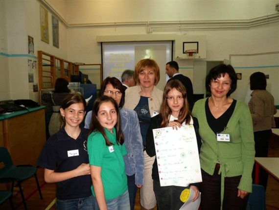 https://kwiatek.edu.pl/nieaktualna/CMS/_kronika/2008_09/fotki/Rumunia/Rumunia_kwiecien_2.jpg