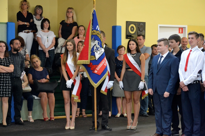 Ślubowanie uczniów klas pierwszych