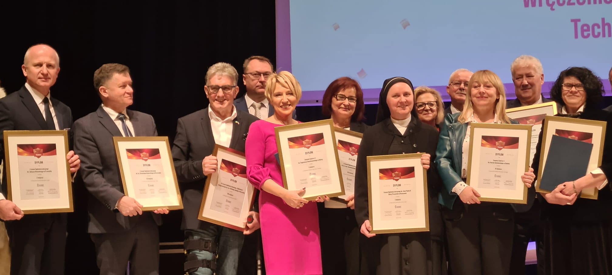 Uroczystość uhonorowania najlepszych szkół średnich w woj. podkarpackim