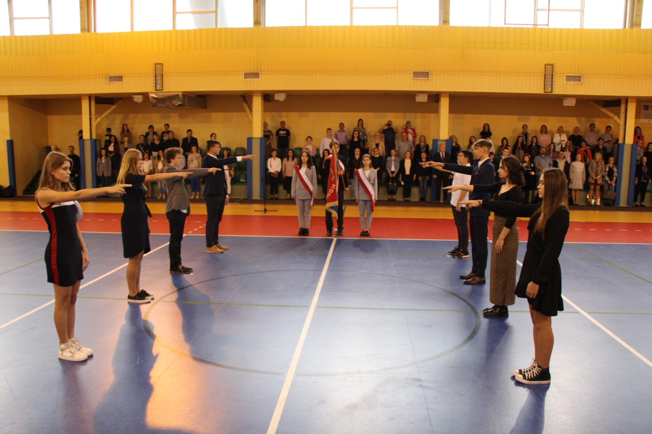 Ślubowanie klas pierwszych.