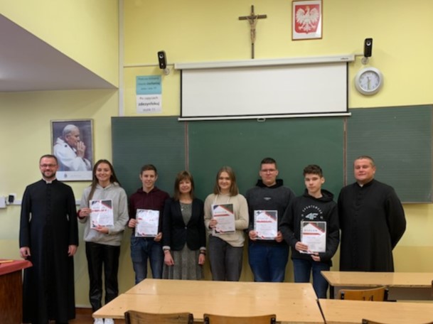 XXXIII Olimpiada Teologii Katolickiej-„Bóg jest Miłością objawioną w Słowie” XXXIII Olimpiada Teologii Katolickiej-„Bóg jest Miłością objawioną w Słowie”