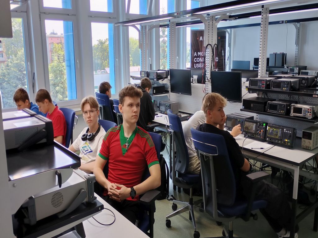 Zajęcia laboratoryjne na Politechnice Rzeszowskiej