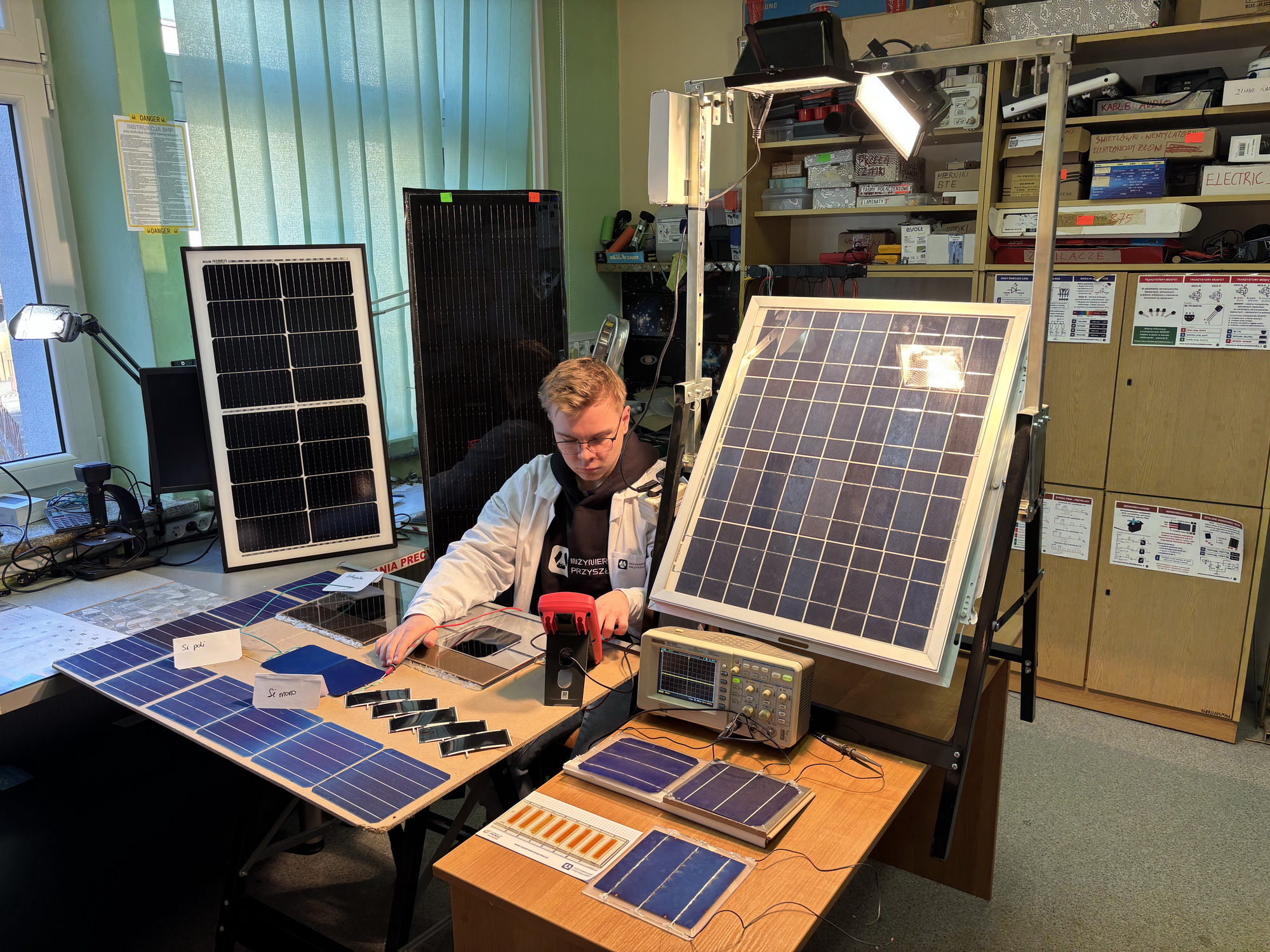 Fotowoltaika ze wspomaganiem kwantowym – współpraca z firmą ML System Fotowoltaika ze wspomaganiem kwantowym – współpraca z firmą ML System