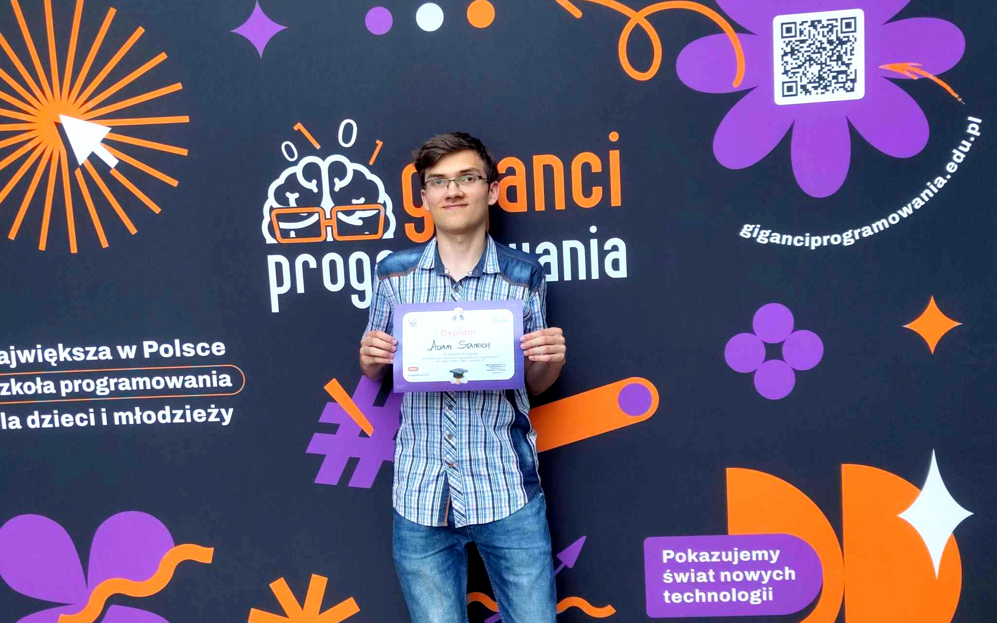 Kod, pasja i podium! Adam Stanoch laureatem „Gigathonu 2025”