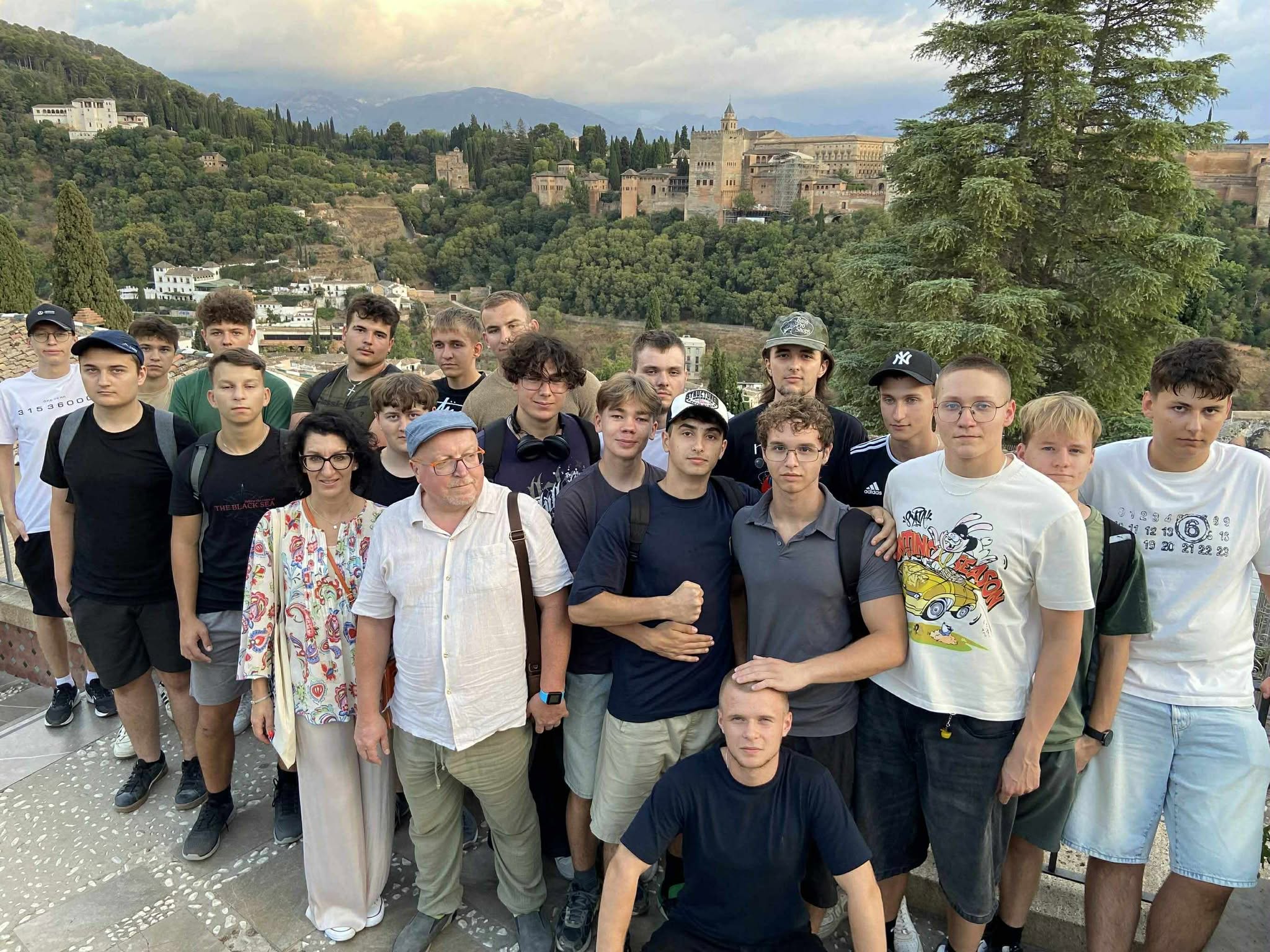 Cześć, hola! Cześć, hola!