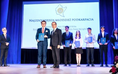 Szymon Jagiełło ze stypendium dla najzdolniejszej młodzieży Podkarpacia
